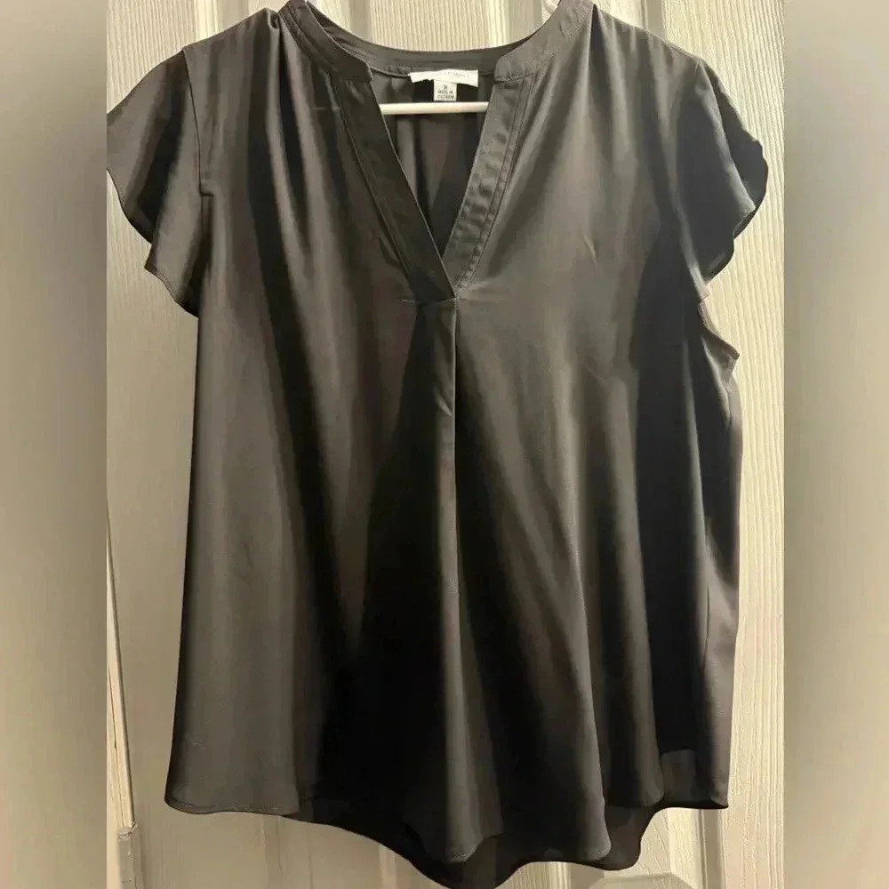Calvin Klein black top with v neck flutter sleeves Women’s size Medium